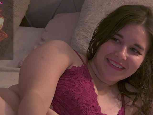 LolaButtie webcam