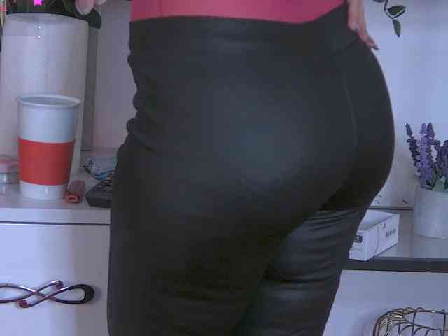 LolaButtie