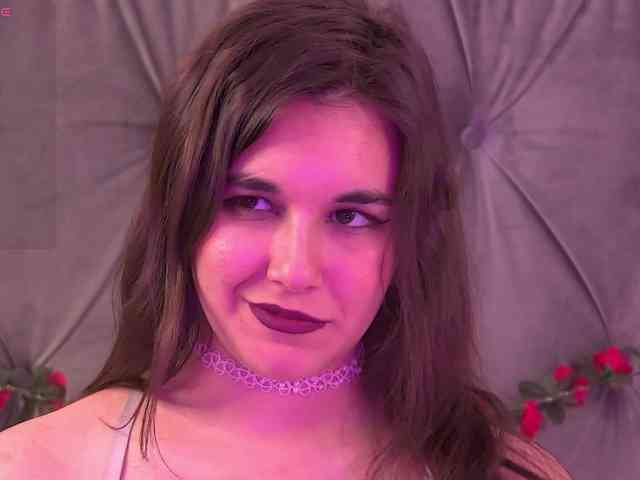 LolaButtie webcam