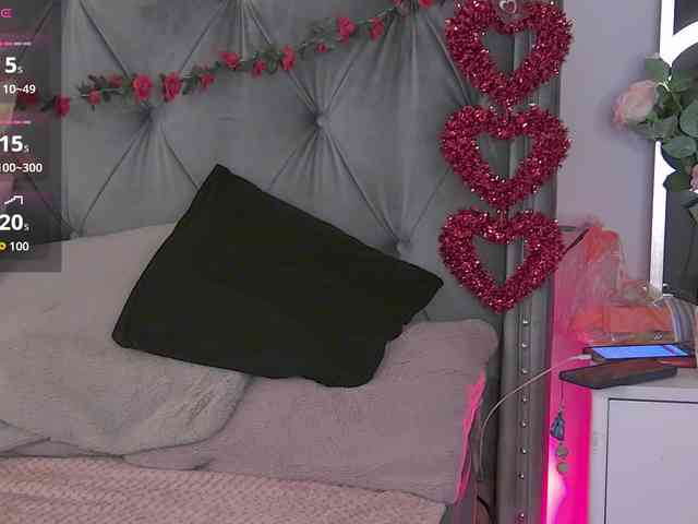 LolaButtie webcam