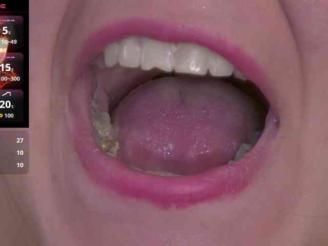 LolaButtie webcam