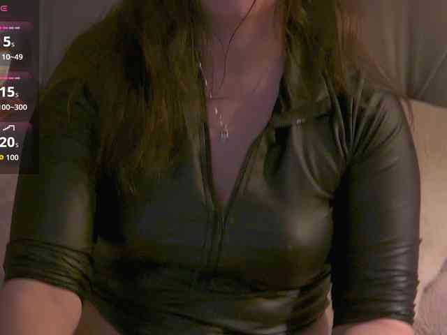 LolaButtie webcam