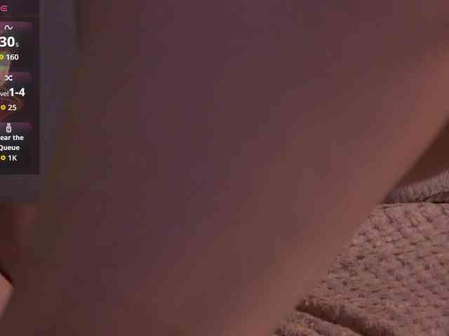 LolaButtie webcam
