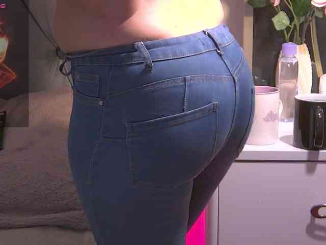 LolaButtie
