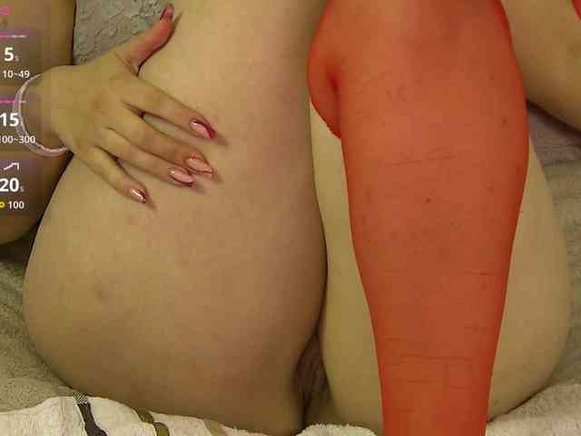 LolaButtie webcam