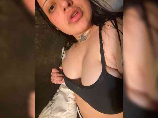evelineeva webcam