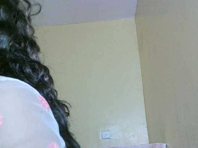 Avrilhunt live cam on BongaCams