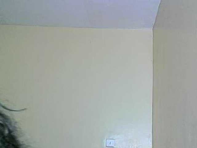 Avrilhunt live cam on BongaCams