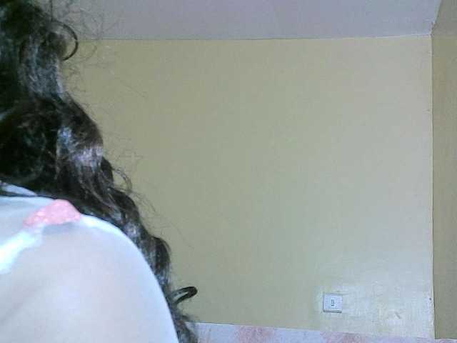 Avrilhunt live cam on BongaCams