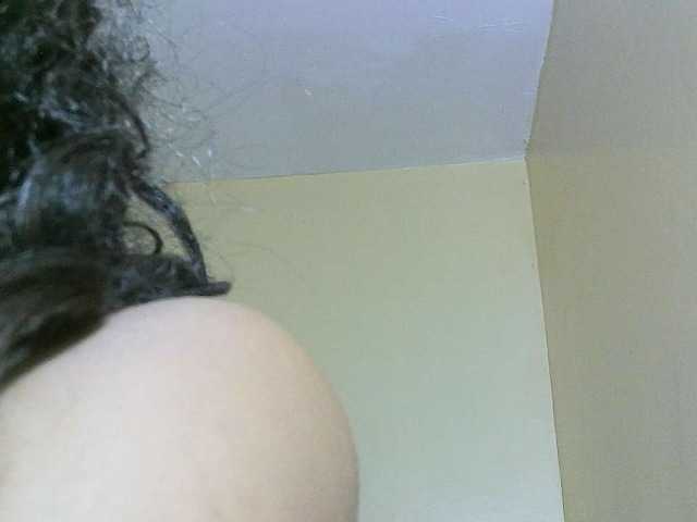 Avrilhunt live cam on BongaCams