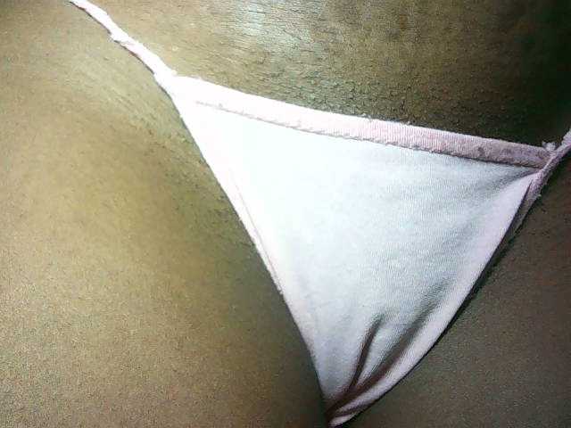 Avrilhunt's BongaCams show and profile