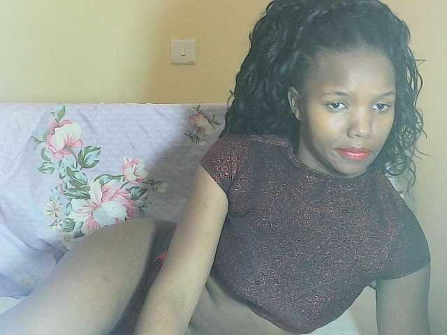 Avrilhunt live webcam show