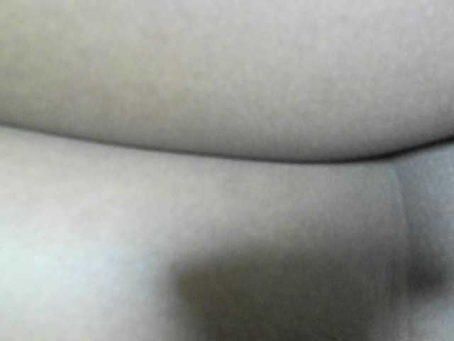 Avrilhunt live cam on BongaCams