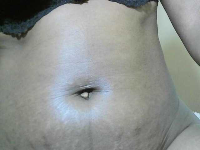 Avrilhunt live cam preview