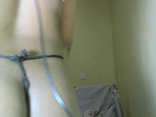 Avrilhunt live webcam show
