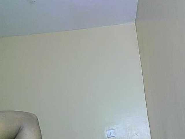 Avrilhunt live cam on BongaCams