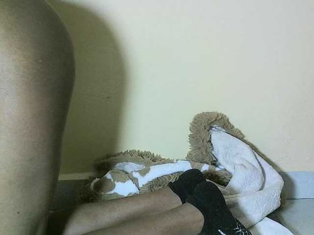 Avrilhunt live cam on BongaCams