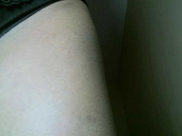 Avrilhunt live cam on BongaCams