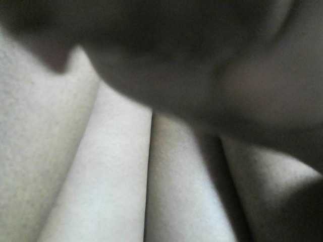 Avrilhunt live cam on BongaCams