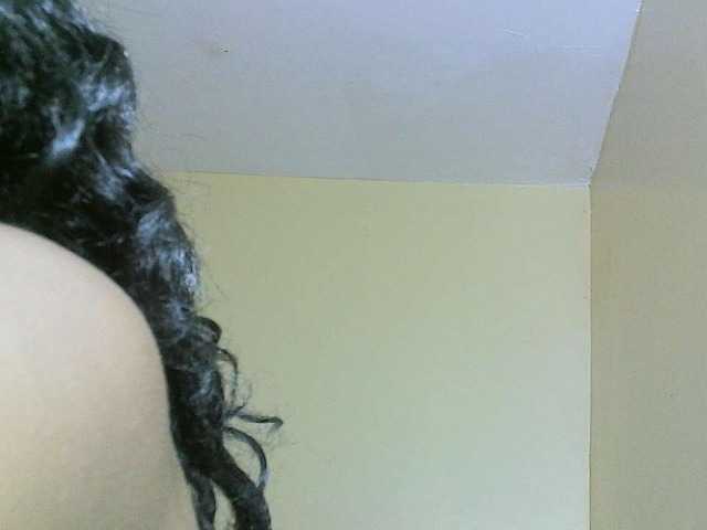 Avrilhunt live cam on BongaCams