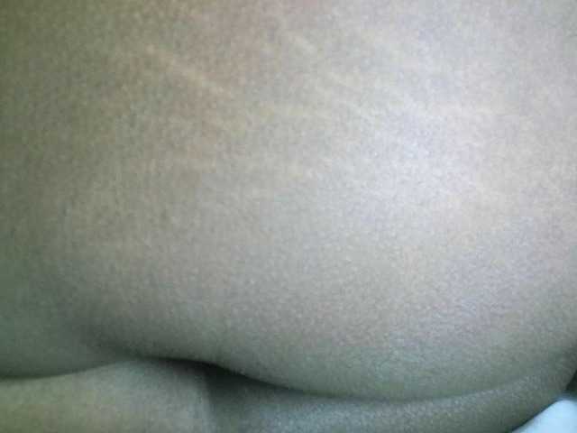 Avrilhunt live cam on BongaCams