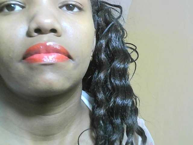 Avrilhunt live cam on BongaCams
