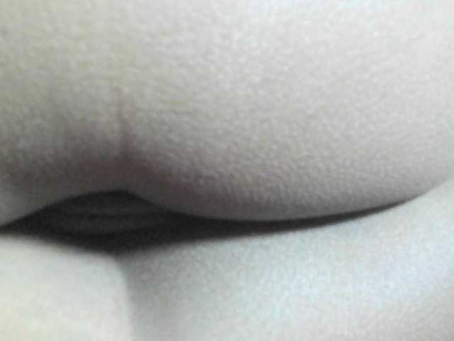 Avrilhunt live cam on BongaCams
