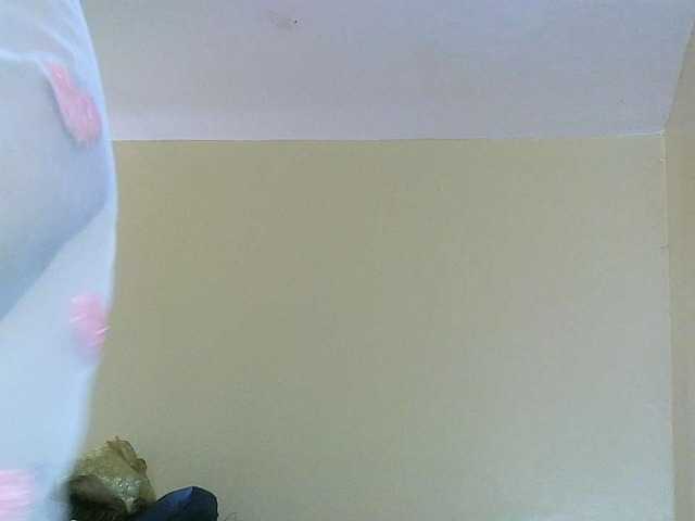 Avrilhunt live cam on BongaCams