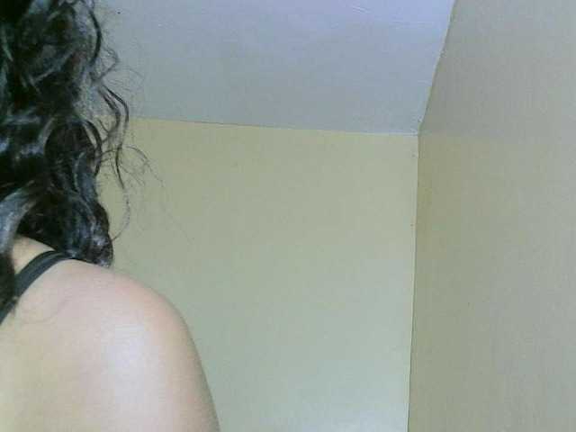 Avrilhunt, en vivo ahora en BongaCams