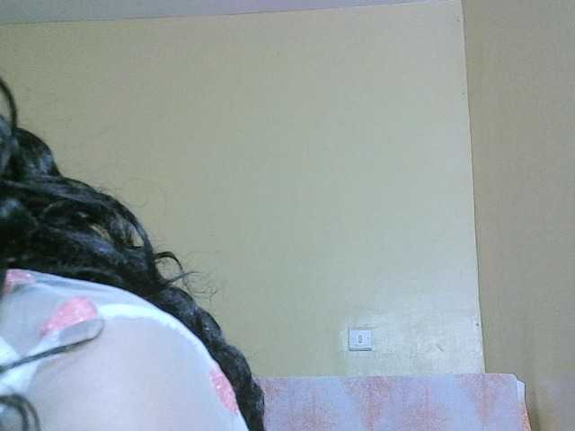 Avrilhunt live cam on BongaCams