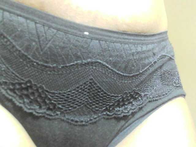 Avrilhunt live cam on BongaCams