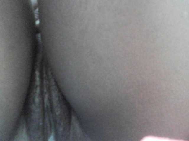 Avrilhunt live cam on BongaCams