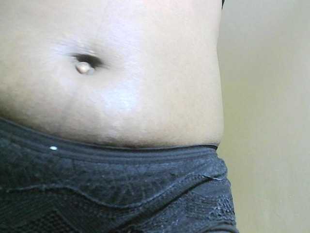 Avrilhunt live cam on BongaCams