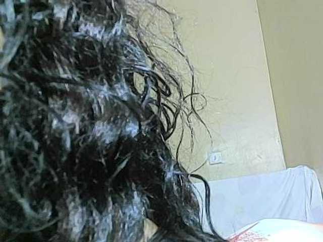 Avrilhunt live cam on BongaCams