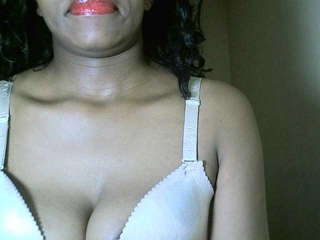 Avrilhunt live webcam show