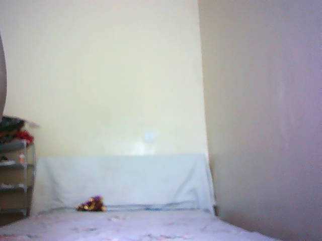 Avrilhunt's BongaCams show and profile