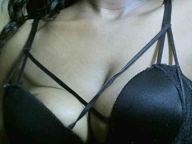 Model: Avrilhunt