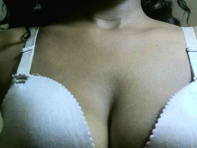 Model: Avrilhunt
