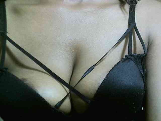 Model: Avrilhunt