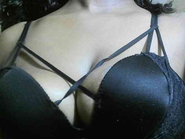 Model: Avrilhunt