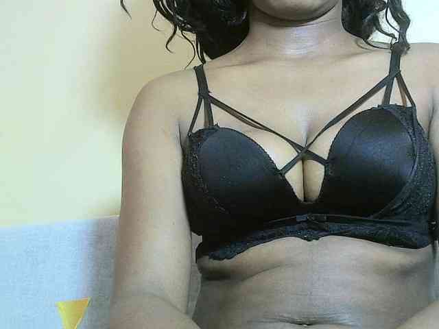 Avrilhunt webcam