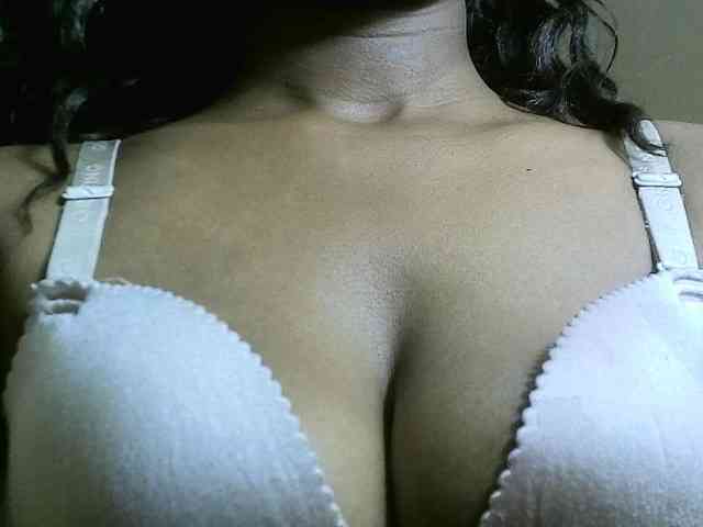 Model: Avrilhunt