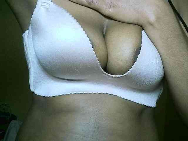 Model: Avrilhunt