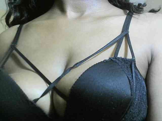 Model: Avrilhunt