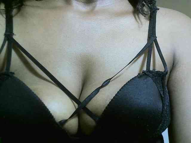Model: Avrilhunt
