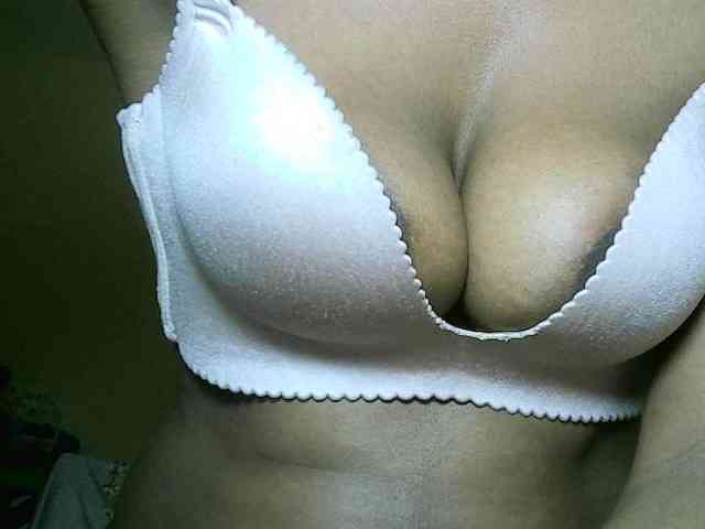 Avrilhunt webcam