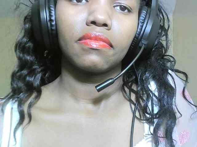 Avrilhunt webcam