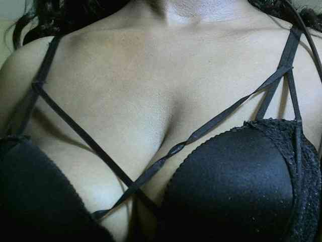 Model: Avrilhunt