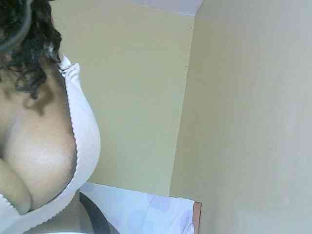 Avrilhunt webcam