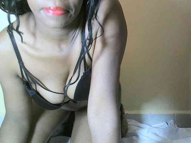Model: Avrilhunt